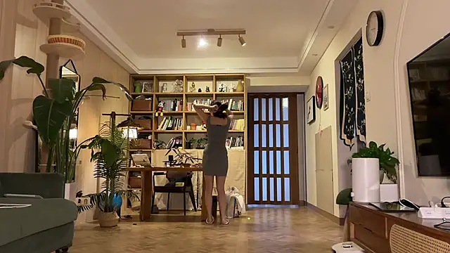 meowLili's sex show image meowLili's sex show image