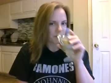 tinywithtiddies's sex show image