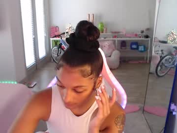 Изображение секс-шоу модели princess_cece