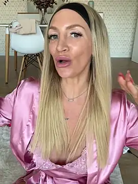 irina_k0valenk0's sex show image