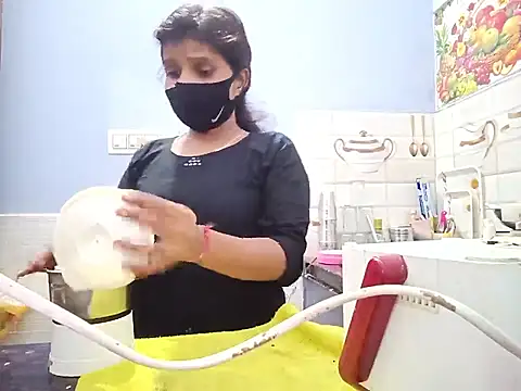 Muktha's sex show image