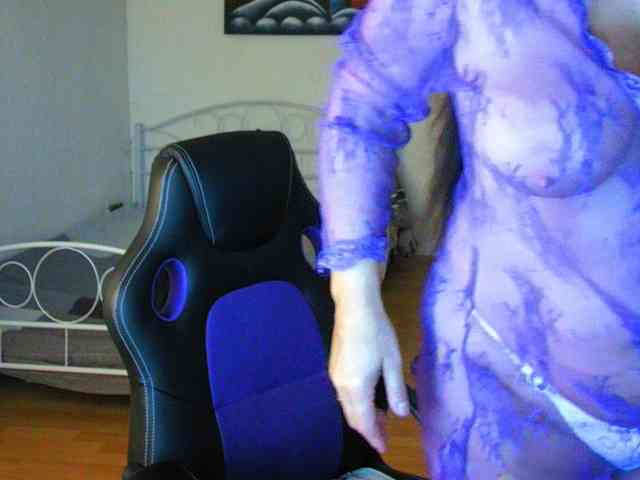 illymaus's sex show image