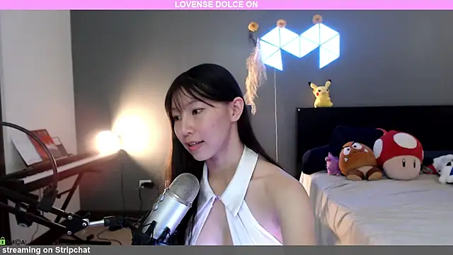 raspberryroll's sex show image