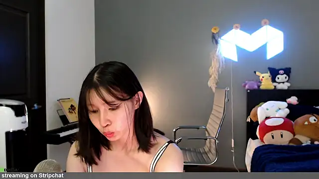 raspberryroll's sex show image raspberryroll's sex show image