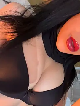 QueenLujaine's sex show image