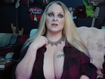 lillyth's sex show image