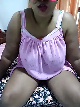 Dini_40's sex show image