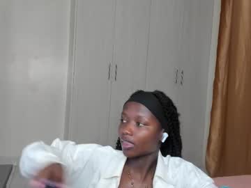 Sexshow-Bild von ebony_angelina Sexshow-Bild von ebony_angelina