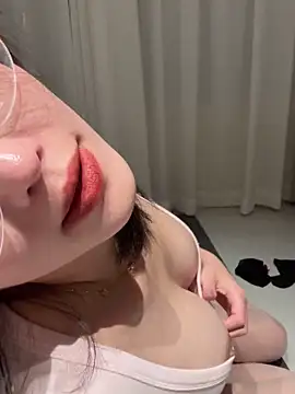 Krismil3's sex show image Krismil3's sex show image