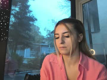 ella_vee's sex show image