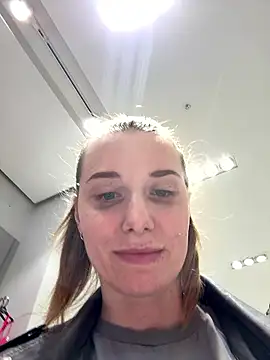 Изображение секс-шоу модели FReyja_44