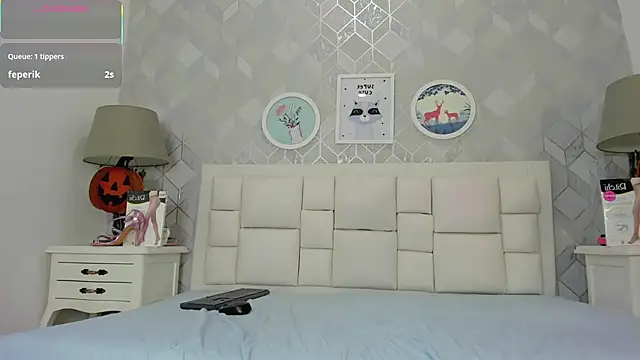 naia_cox's sex show image