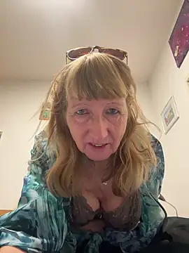 MatureKim's sex show image