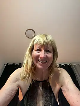 MatureKim's sex show image