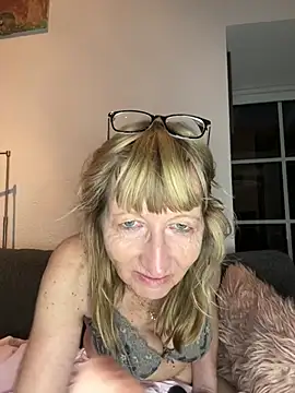 MatureKim's sex show image