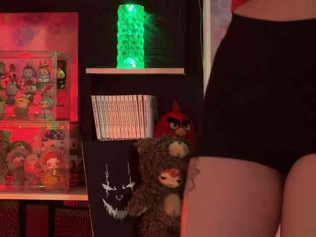 KiraLiLime's sex show image