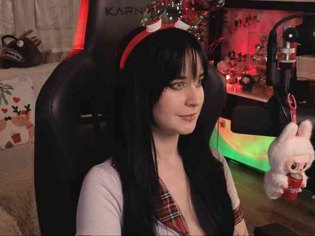 KiraLiLime's sex show image