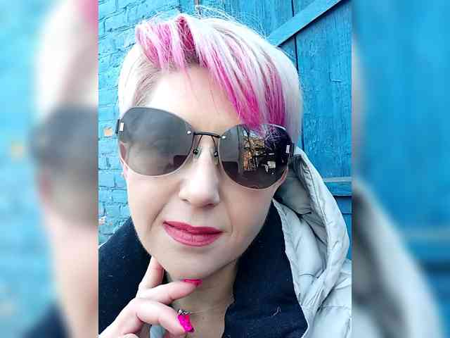 BUSINKA-25's sex show image