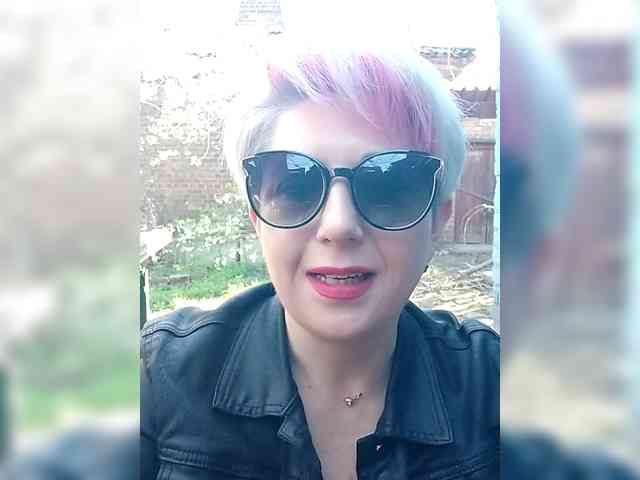 BUSINKA-25's sex show image