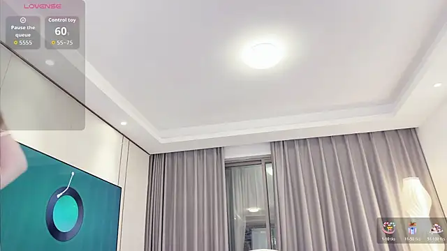 Oneday-'s sex show image