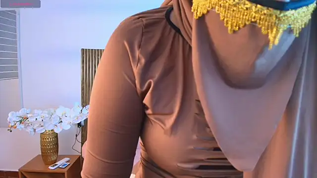 Aminaa_Kaarim's sex show image