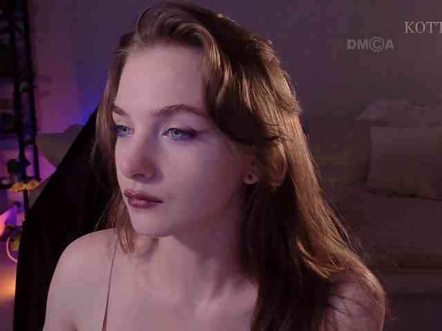 Sexshow-Bild von Kottyaaaa Sexshow-Bild von Kottyaaaa