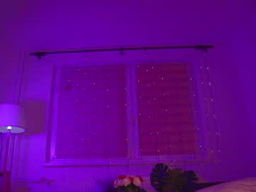 lovellynelly's sex show image