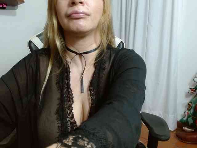 Manuela420sexy's sex show image