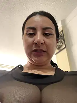 Abril_Luv's sex show image