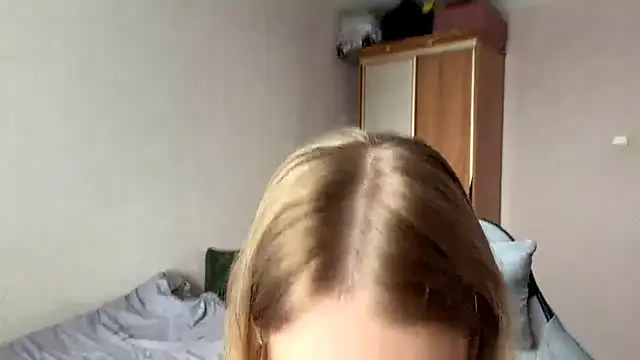 HebrewRiding's sex show image