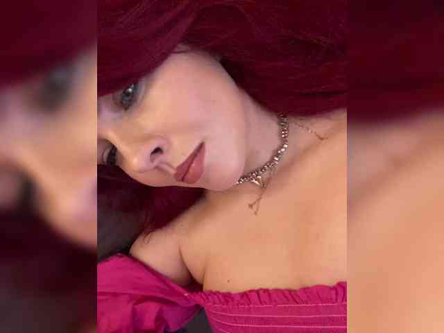 Изображение секс-шоу модели lova-mars