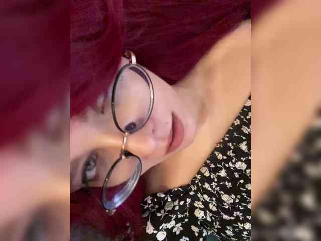 Изображение секс-шоу модели lova-mars