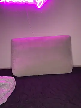 InkedCurly_L's sex show image