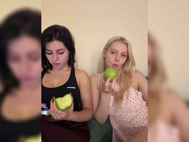 Изображение секс-шоу модели VibroMashulkaDashulka