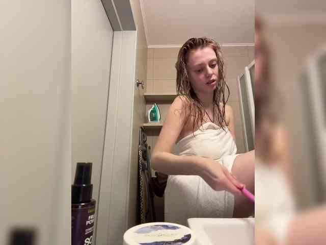 VibroMashulkaDashulka's sex show image