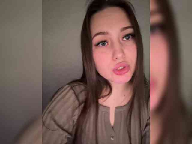 SweetyW-'s sex show image SweetyW-'s sex show image