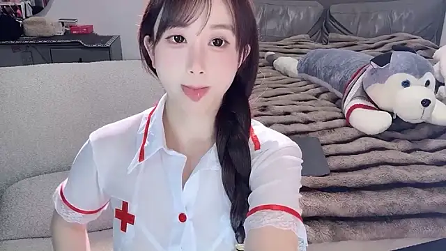 Изображение секс-шоу модели naiyaomeimei