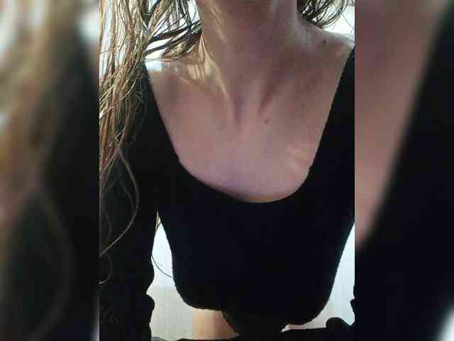 Sexshow-Bild von AlinaPairs Sexshow-Bild von AlinaPairs