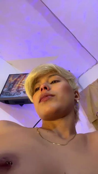 Cute_valerie666's sex show image