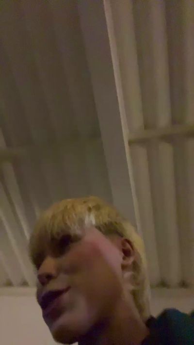 Cute_valerie666's sex show image