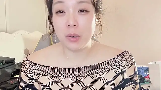 Z30966903S's sex show image