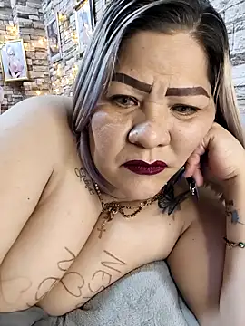 Dalessa_Bigtits's sex show image