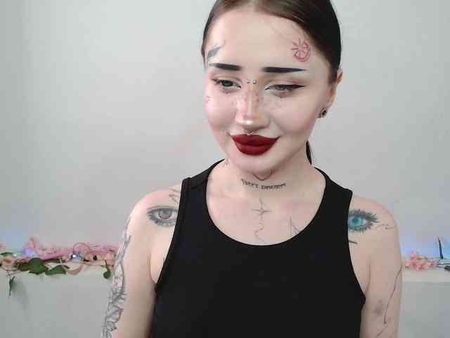 Изображение секс-шоу модели Alisa-tattoogirl