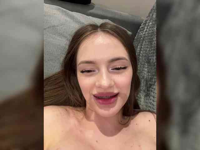 Pussydollnet's sex show image