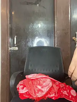 Miss-Ayraa's sex show image