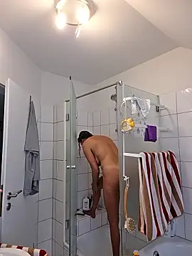 HotWifeLyn68's sex show image