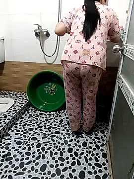 Emily-lonely's sex show image