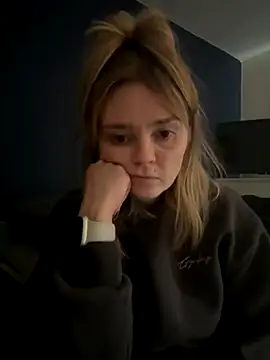 Sky25x's sex show image