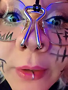 Laura_takint's sex show image Laura_takint's sex show image