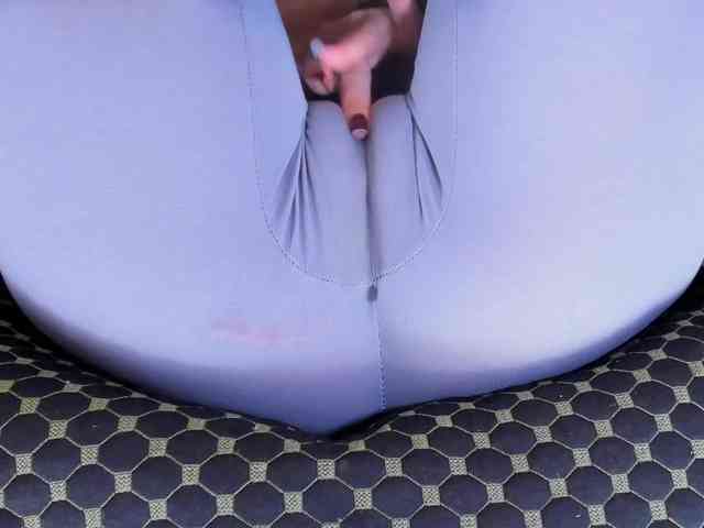 Изображение секс-шоу модели Kira-Kell Изображение секс-шоу модели Kira-Kell